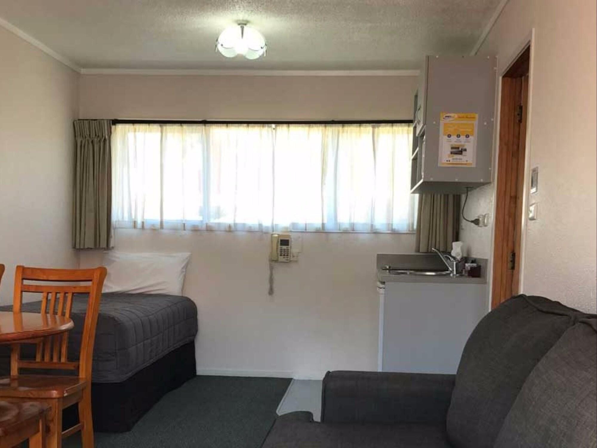 פאיהייה Edelweiss Motel מראה חיצוני תמונה